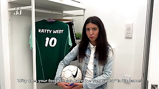 An obstacle recruiter be proper of a football crew picks up a young footballer in counterfeit be proper of An obstacle colosseum to fuck her